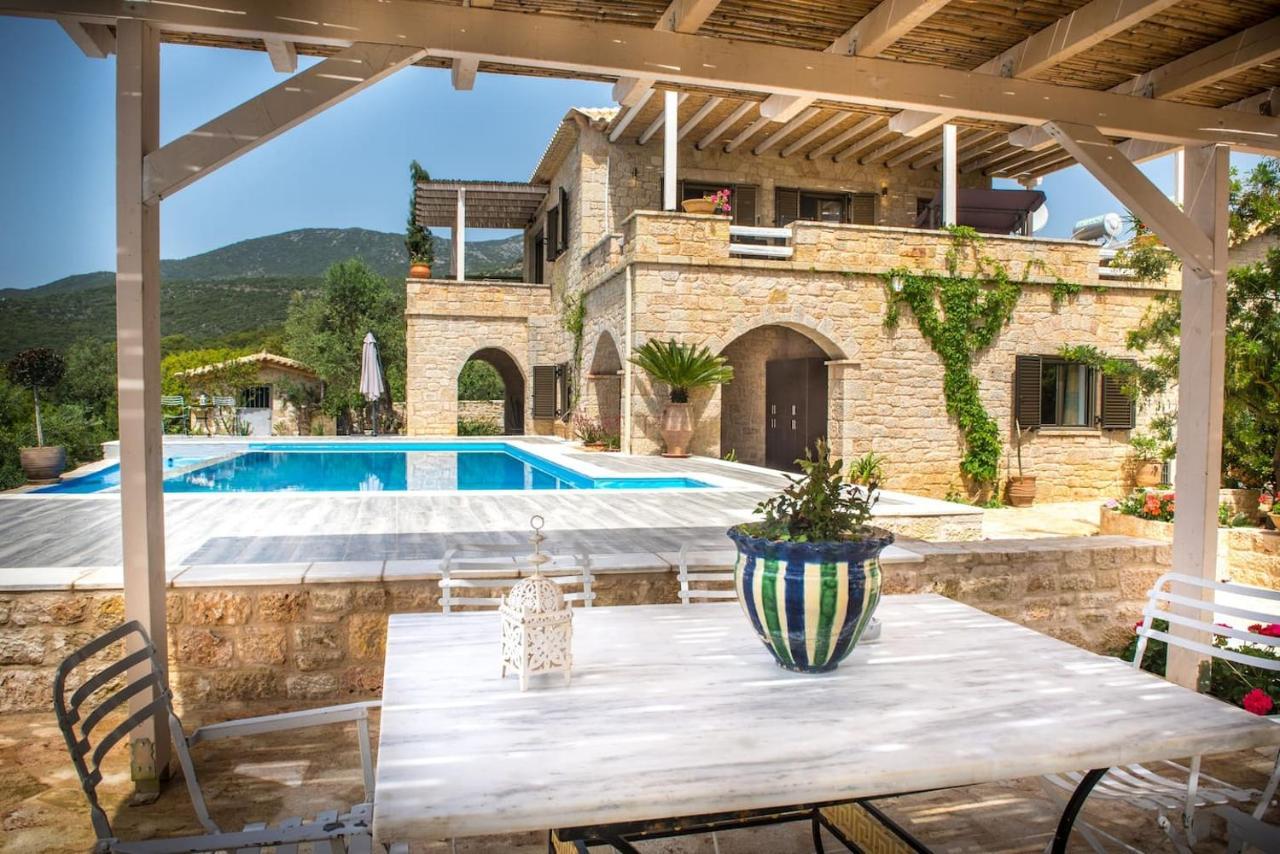 Magnificent, Authentic Private Villa And The Guest House Kardamyli Exterior photo